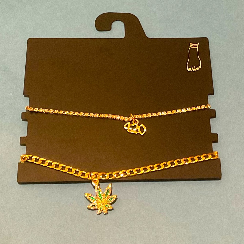 Cute 420 anklet